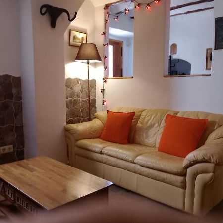 Casa En La Plaza, Hinojares - Ideal For Exploring The Area Dış mekan fotoğraf